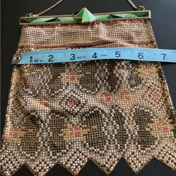 Vintage 1920 “Flapper’s” Enameled Chainmail Evening Bag - Picture 7 of 9
